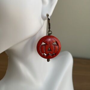 HAND CRAFTED JACK O’LANTERN EARRINGS Orange Pumpkins Antiqued Brass